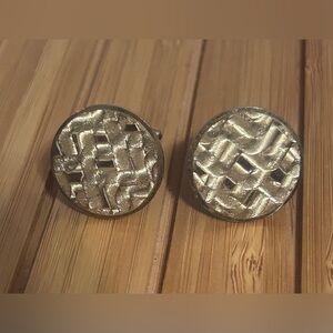 Woven Texture Round Silver Cufflinks